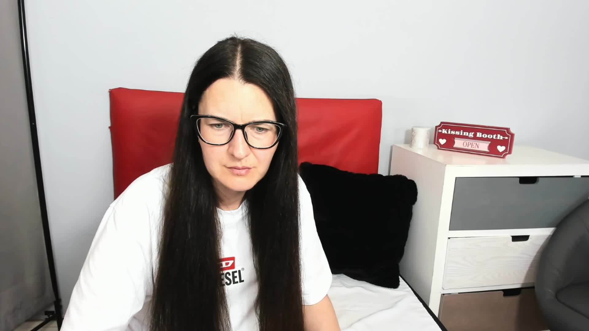 NadiaAmore Live Sex June 27, 2026