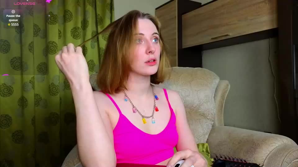adelina_cowell Live Sex June 28, 2026