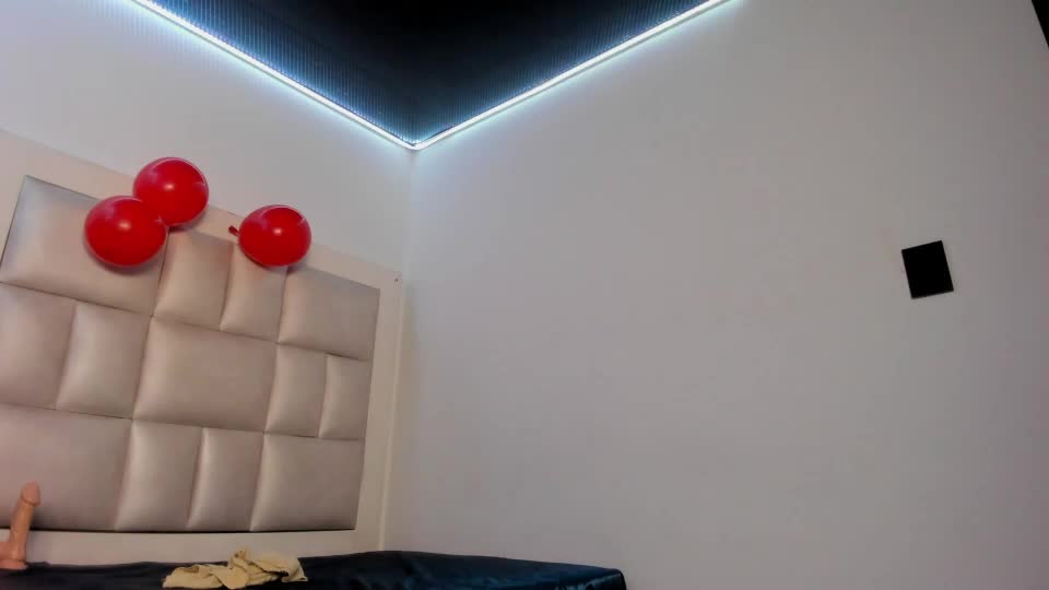lola_js Live Sex June 28, 2026