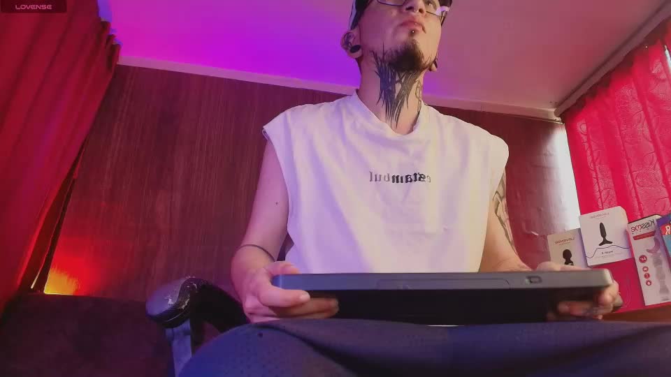 _tyler_joness Live Sex June 29, 2026