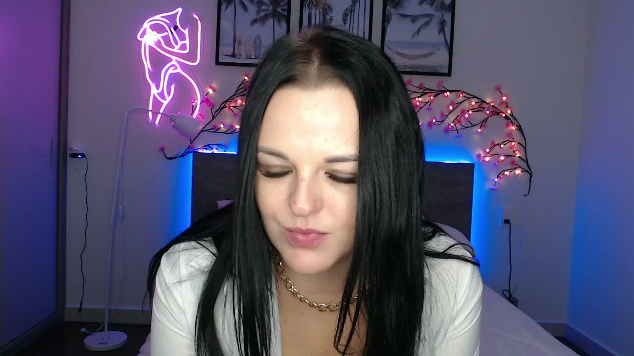 Kira-kirkros Live Sex June 29, 2026