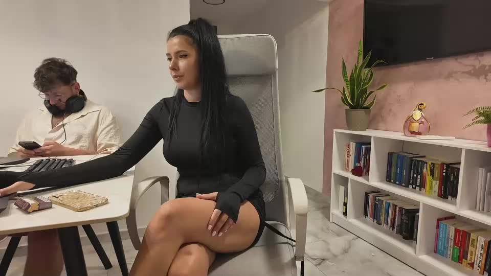 rrr1995 Live Sex June 30, 2026