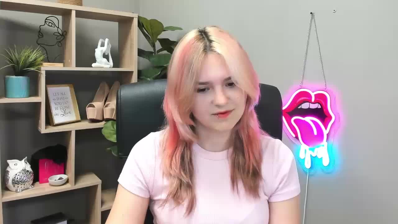 SweetLilyxo Live Sex July 1, 2026