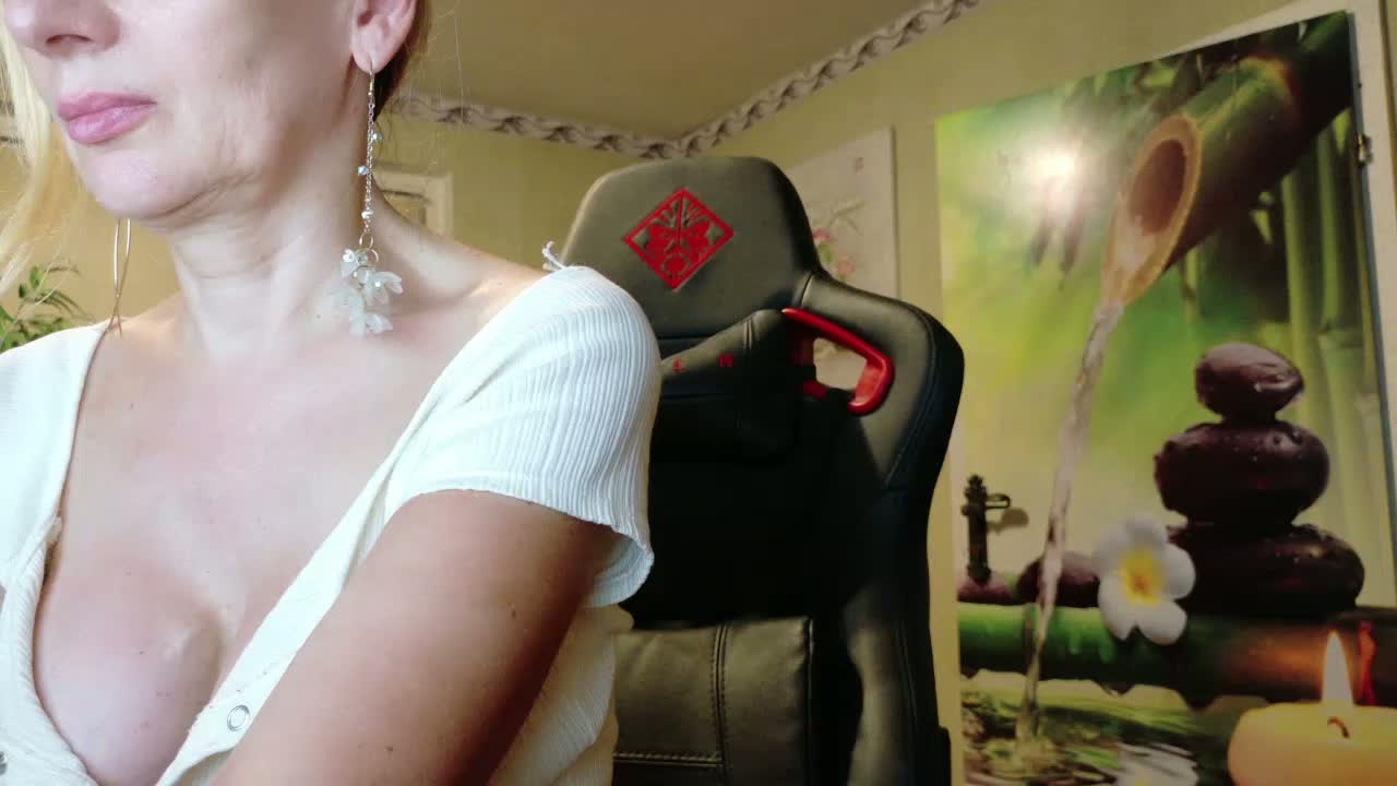 AngelikaMore Live Sex July 1, 2026