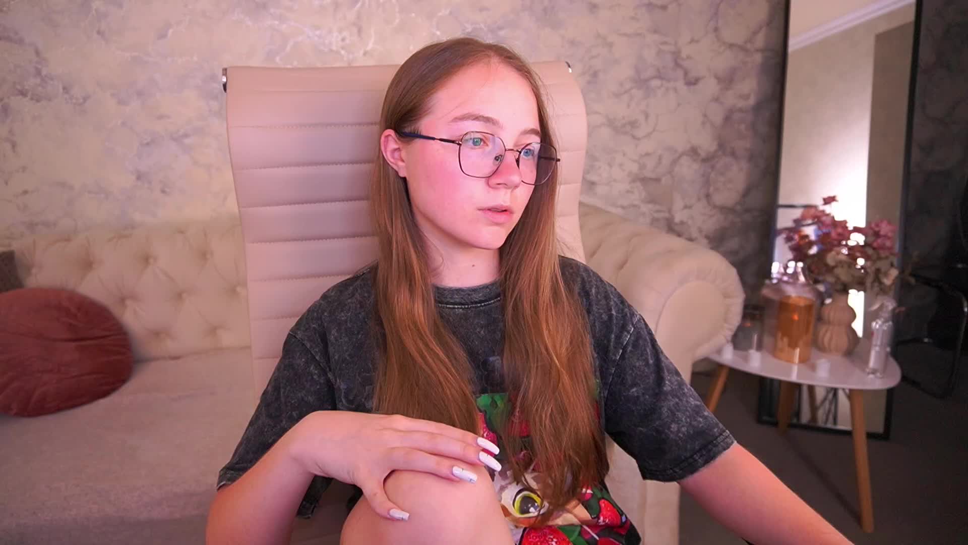 ArrinaWairr Live Sex July 1, 2026