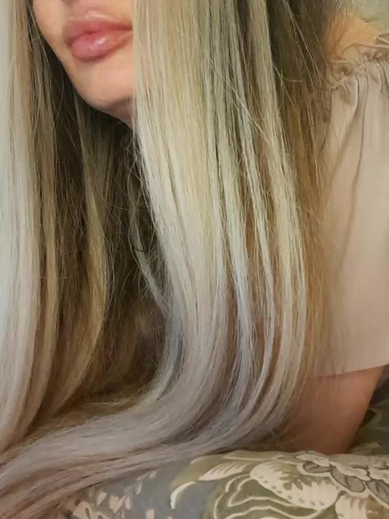 Sofaa Live Sex July 1, 2026