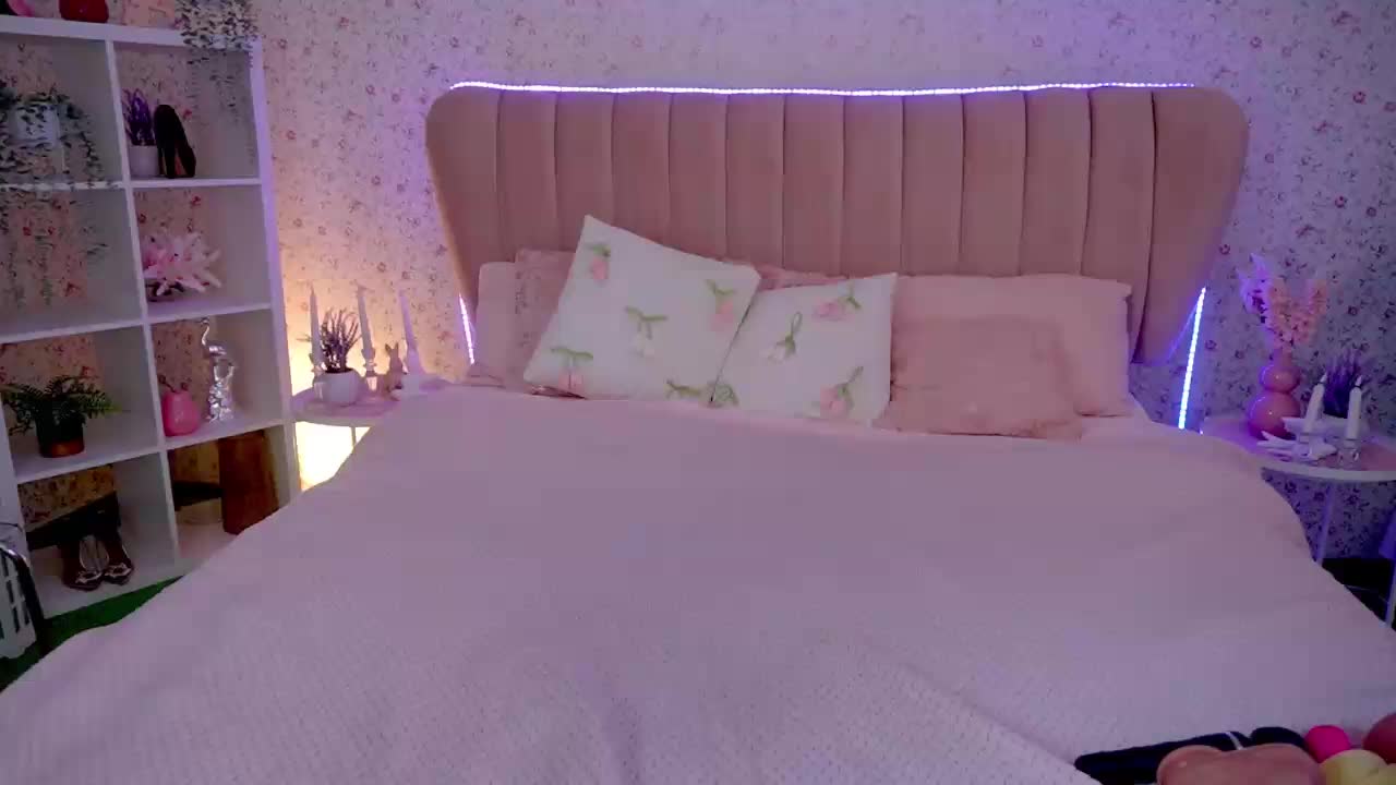 KiraRoxx Live Sex July 1, 2026