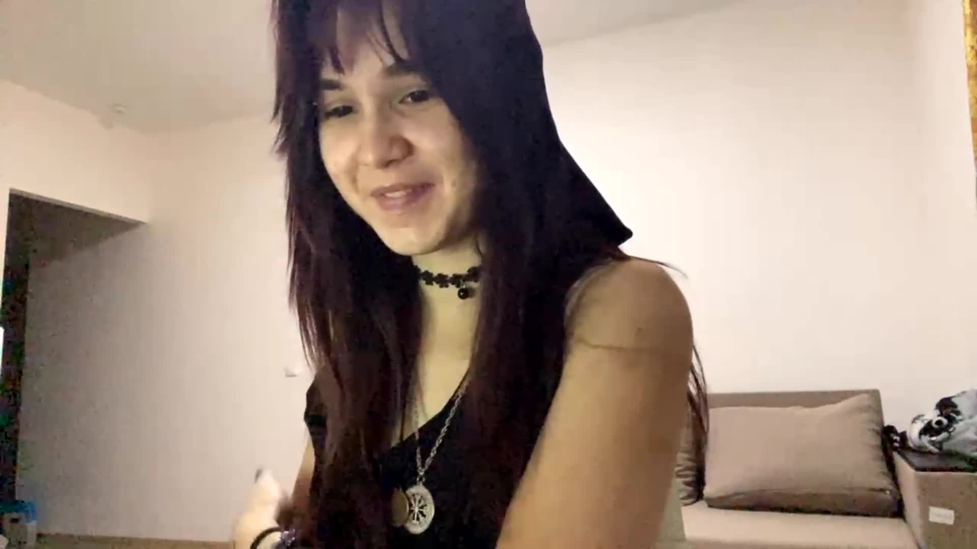 AngelinaVier Live Sex July 1, 2026