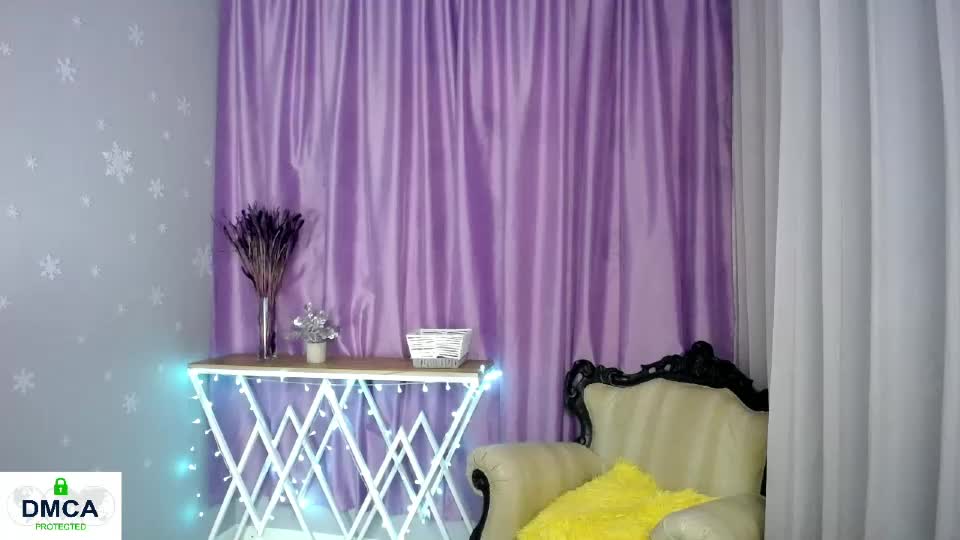 queen_a_n_i Live Sex July 2, 2026