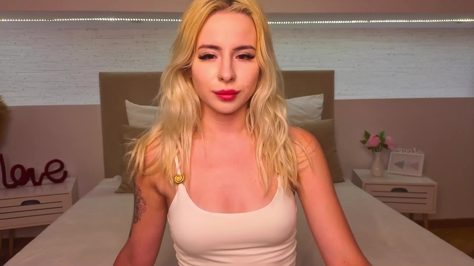 Bella-crazyy Live Sex July 2, 2026