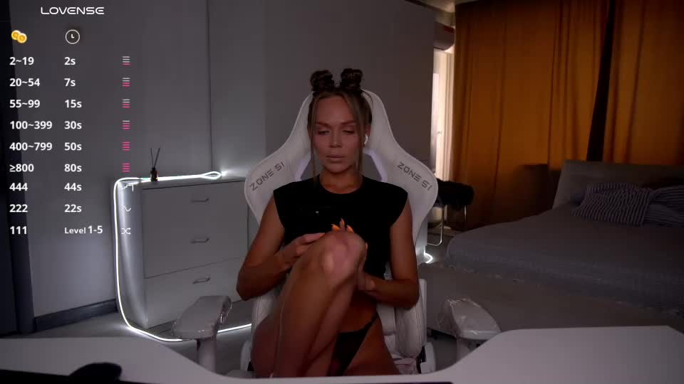evelina_fox Live Sex July 3, 2026