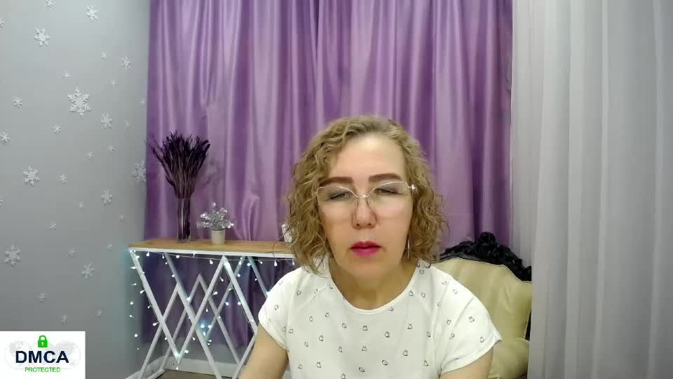 queen_a_n_i Live Sex July 3, 2026