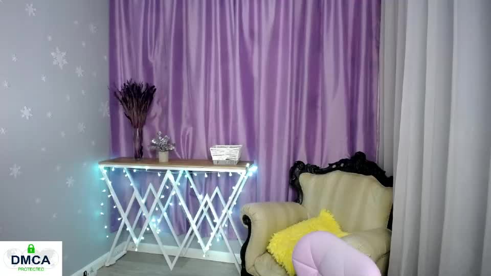 queen_a_n_i Live Sex July 4, 2026