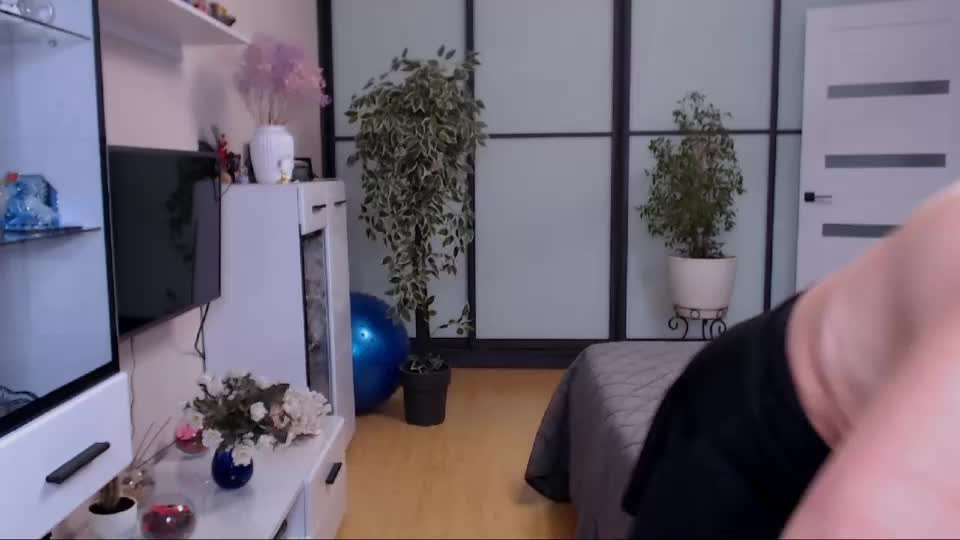 hairypussygranny Live Sex July 4, 2026