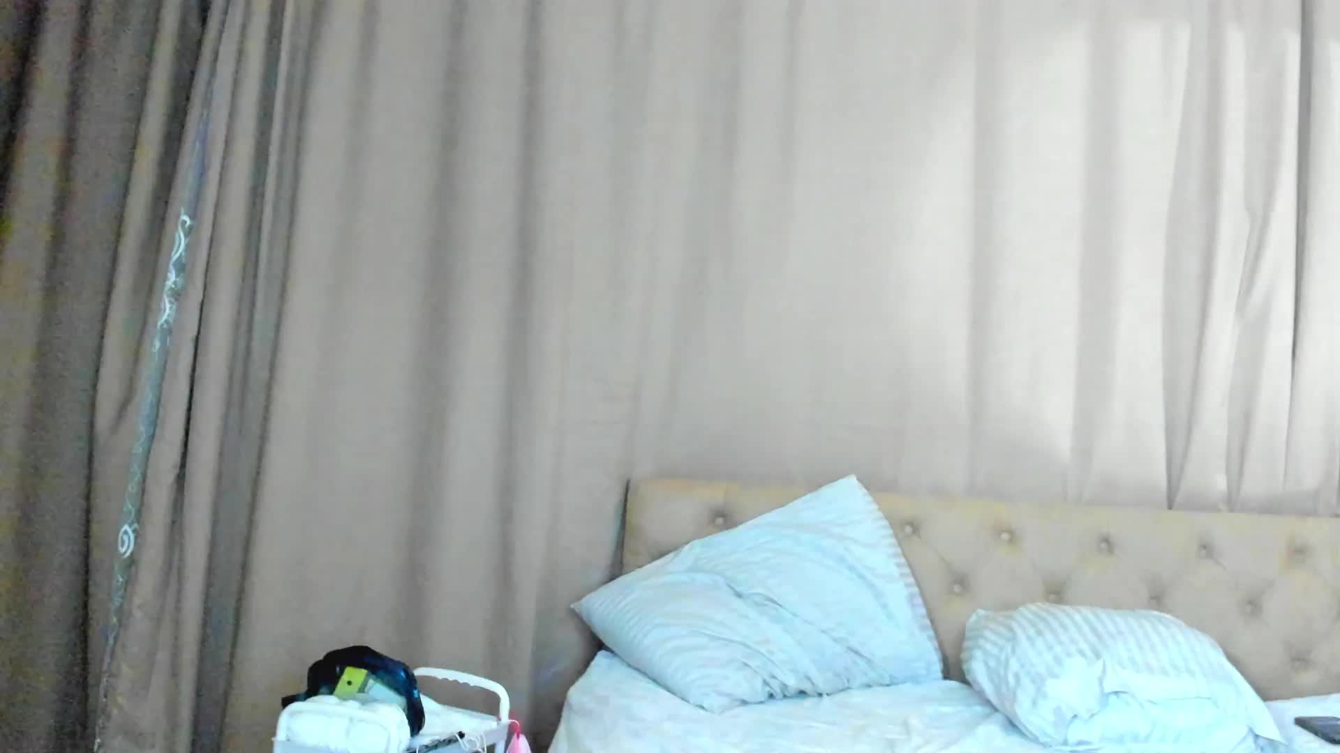 lesyalis Live Sex July 5, 2026