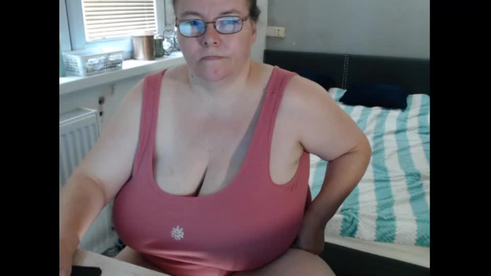 sweetboobs85h Live Sex July 6, 2026