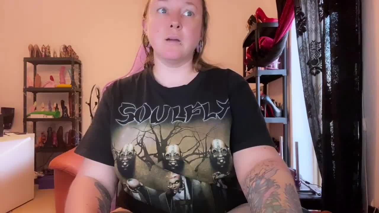 NylonQueen Live Sex July 6, 2026