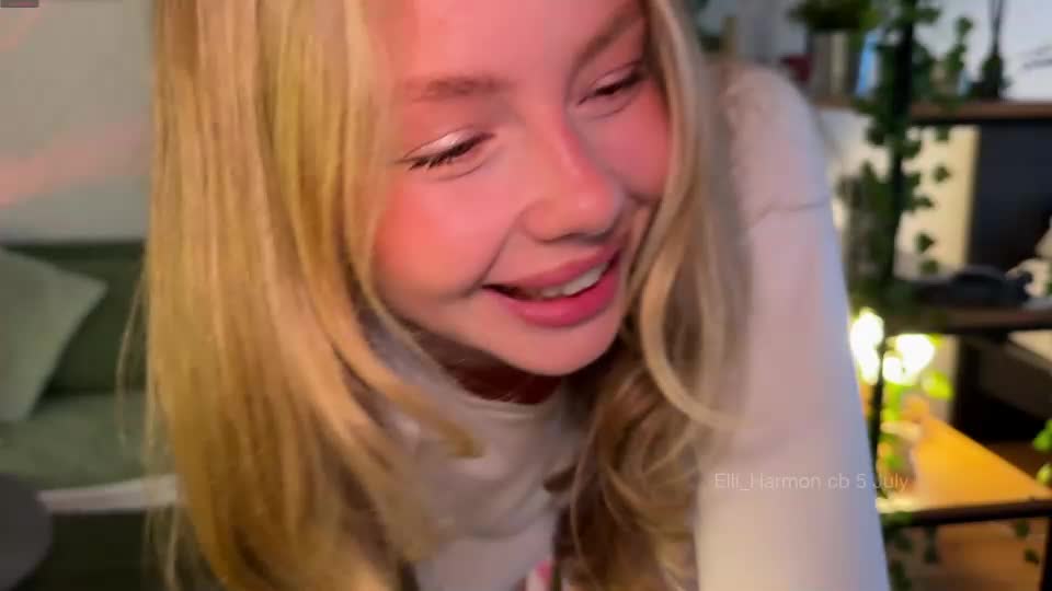 elli_harmon Live Sex July 6, 2026