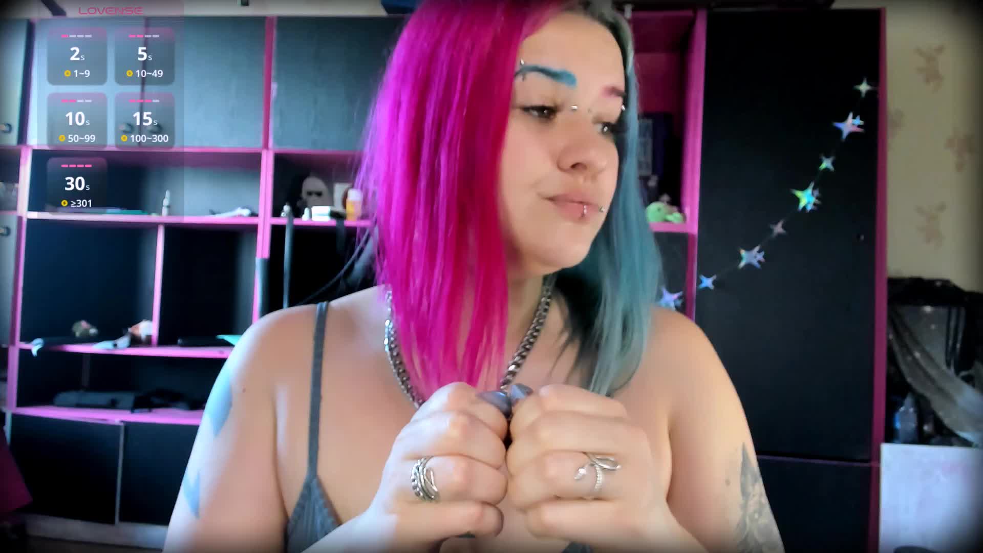 Neon-Baddie Live Sex July 6, 2026