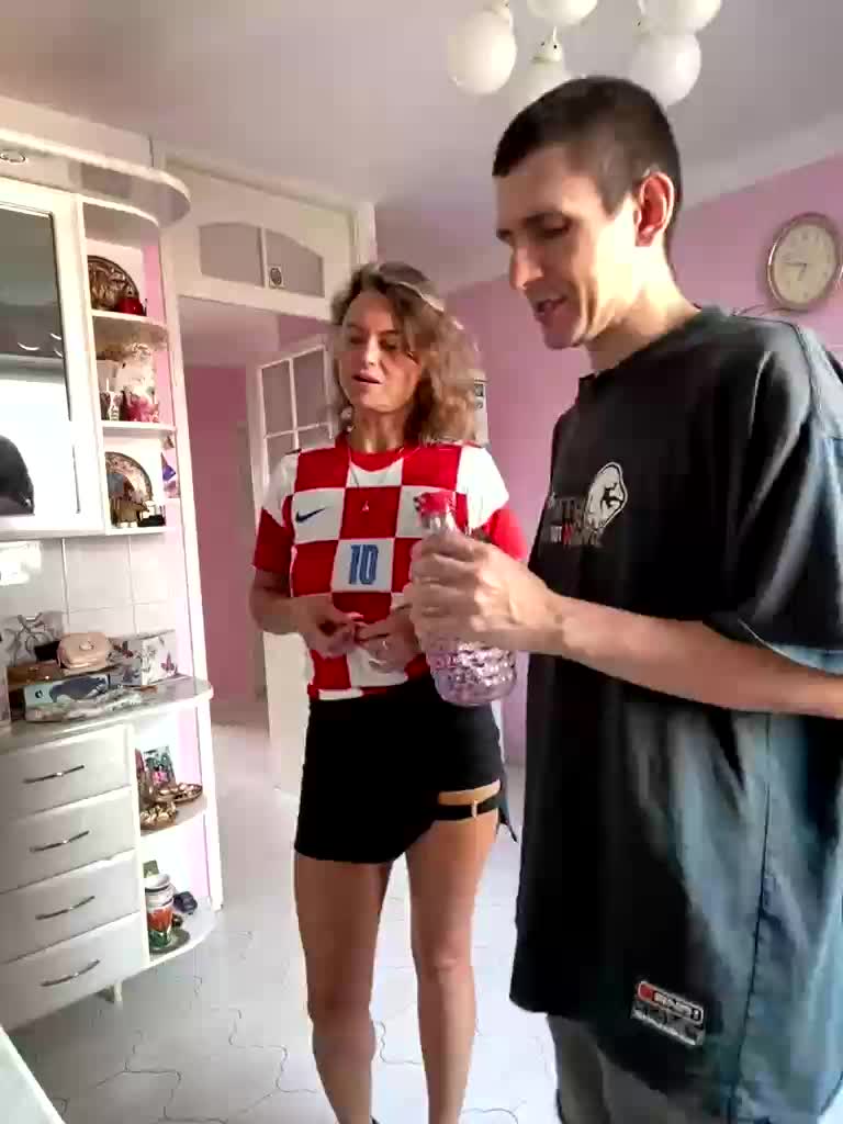 Easy-Li Live Sex July 7, 2026