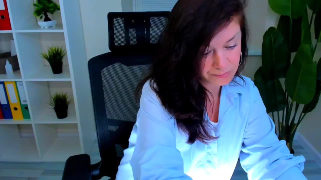 AnaMills Live Sex July 7, 2026