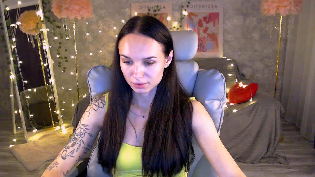 NicoleMerz Live Sex July 7, 2026