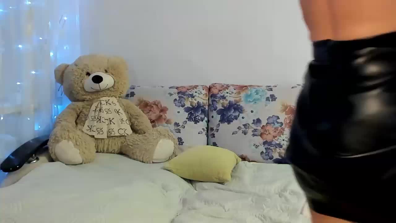 Lisa1225 Live Sex July 7, 2026