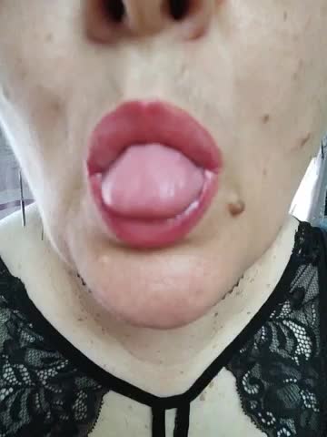 IsXLoves Live Sex July 7, 2026