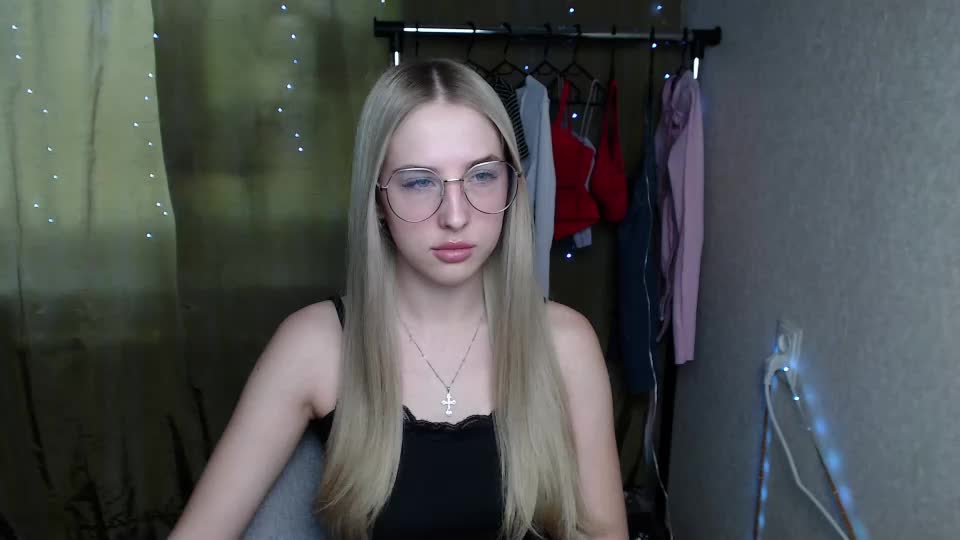 sweet_amelia03 Live Sex July 7, 2026