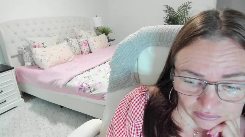 Vika73 Live Sex July 7, 2026