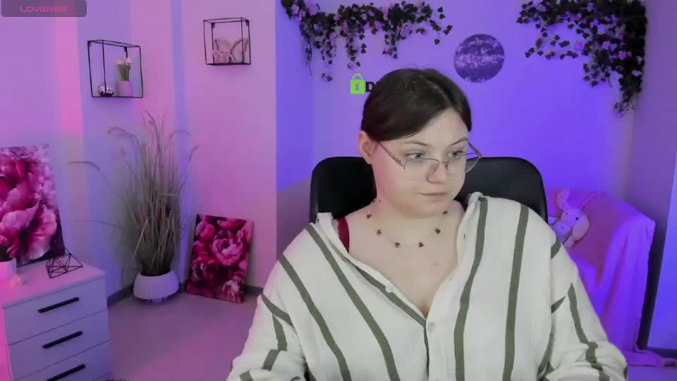 casey_meow_ Live Sex July 7, 2026