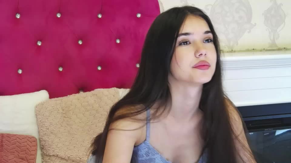 alexisdevine Live Sex July 7, 2026