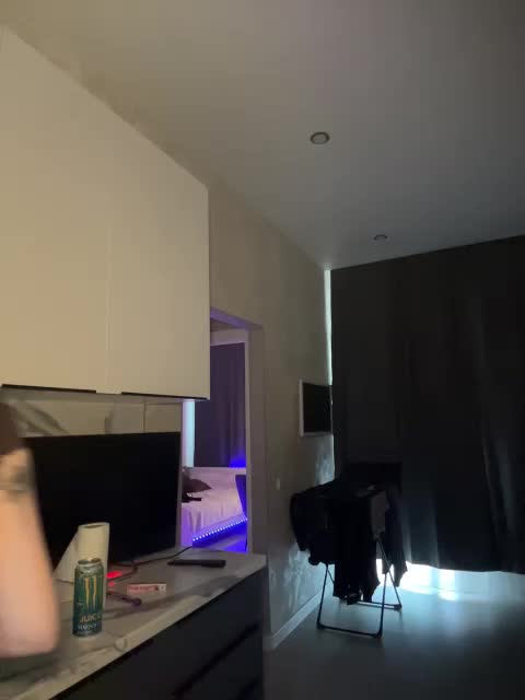 pollymorph Live Sex July 8, 2026
