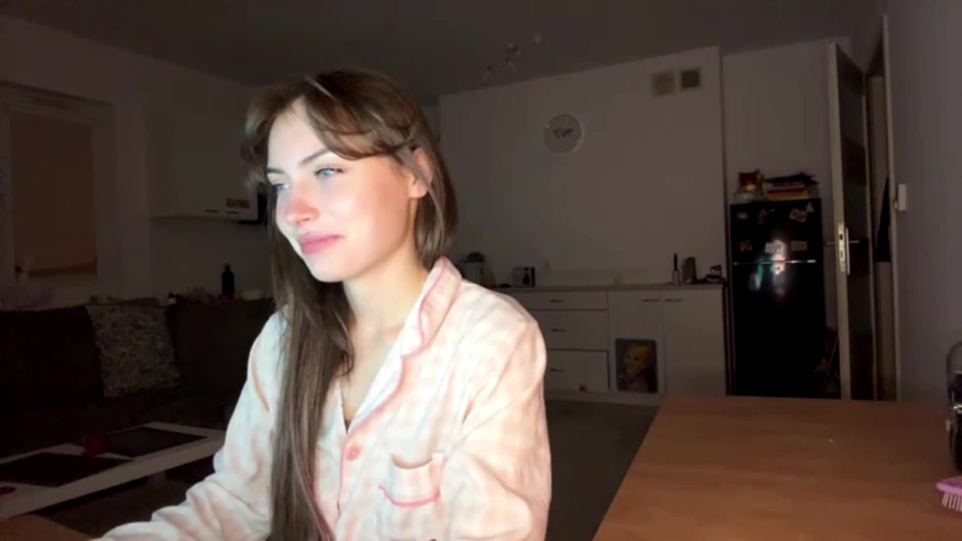 HoodKate Live Sex July 8, 2026