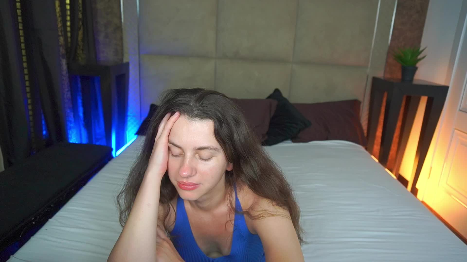 LittleJulii Live Sex July 8, 2026