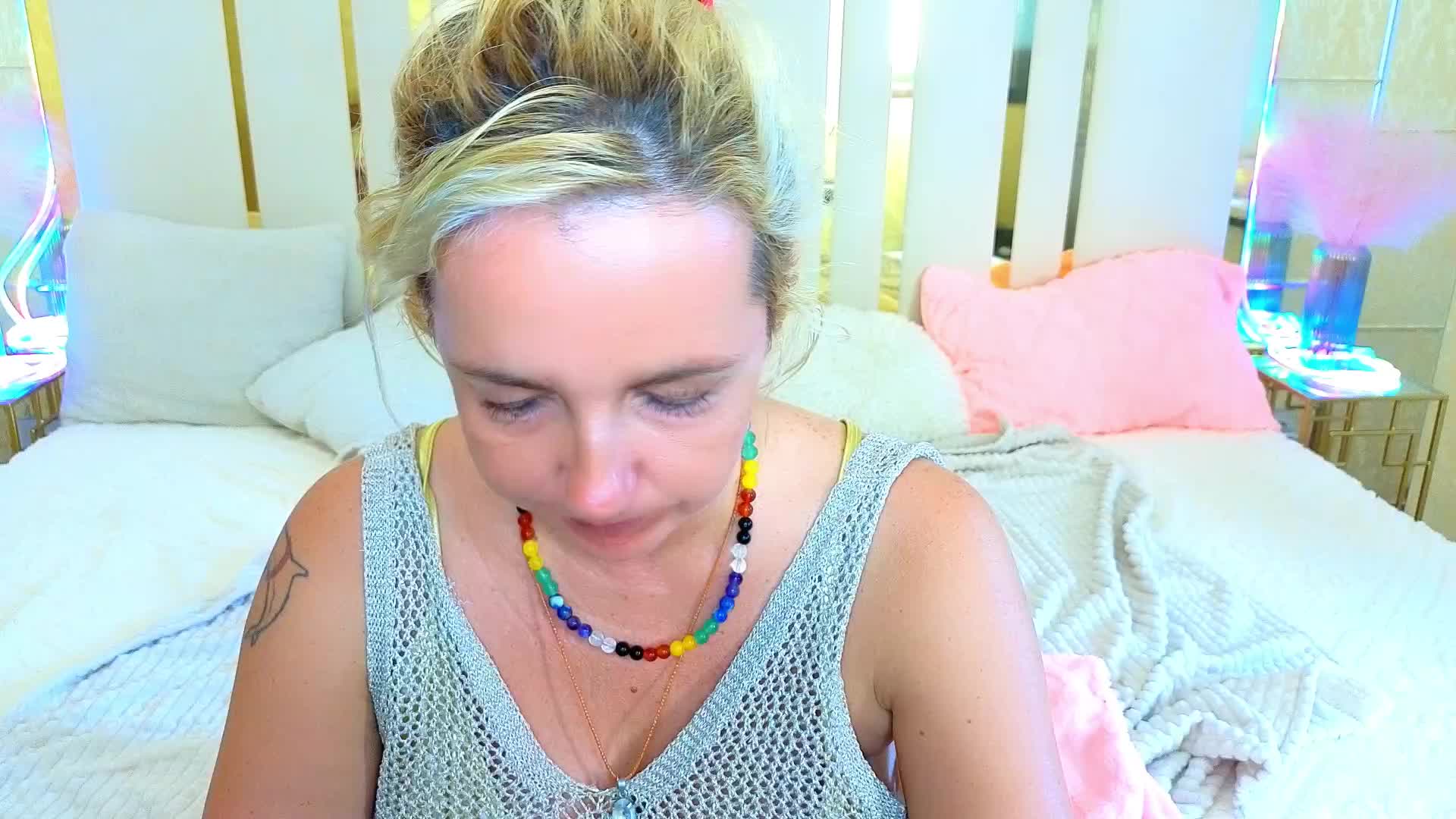 AlaskaSia Live Sex July 8, 2026