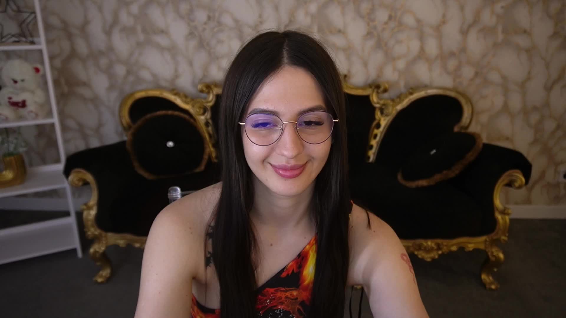 AlesiaDessmond Live Sex July 8, 2026