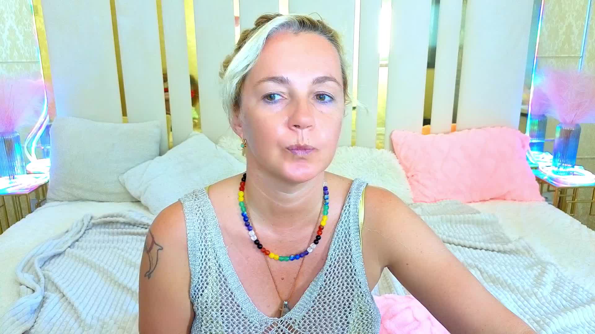 AlaskaSia Live Sex July 9, 2026