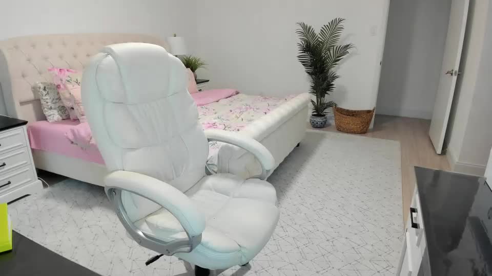 vika7333 Live Sex July 10, 2026
