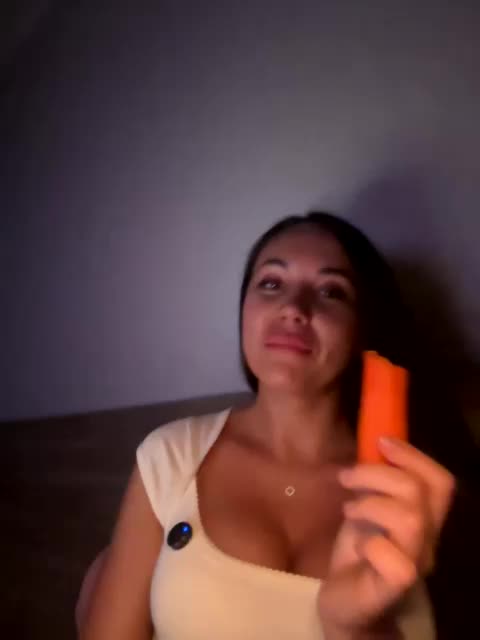 QWEENII Live Sex July 12, 2026