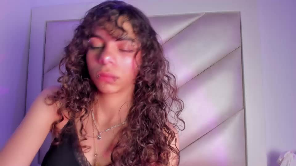 lulu_js_ Live Sex July 12, 2026