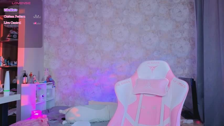 Milia_Parker Live Sex July 13, 2026