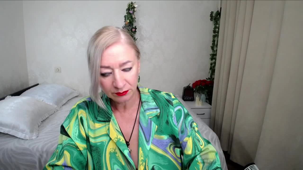 hunters-woman Live Sex July 13, 2026