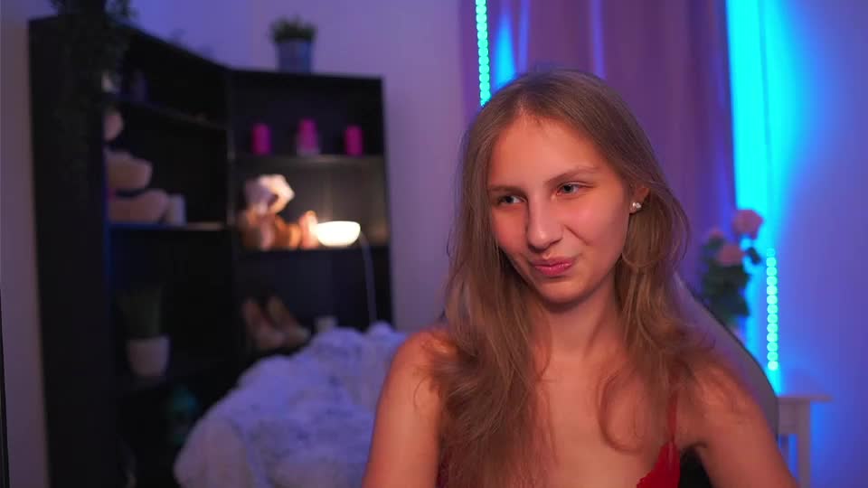 emmie_murray Live Sex July 13, 2026