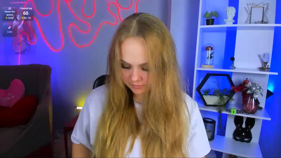 lucy_shy3 Live Sex July 13, 2026