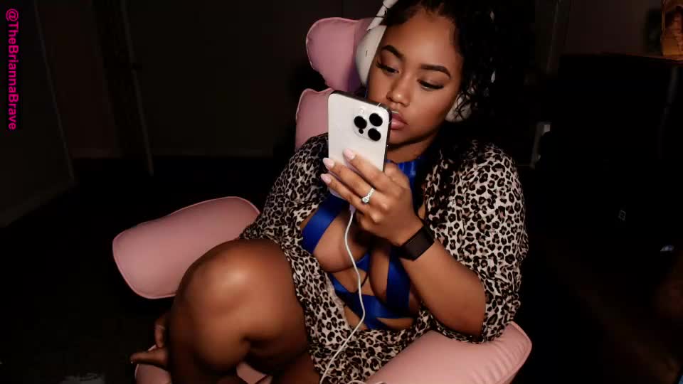 kat2025 Live Sex July 14, 2026