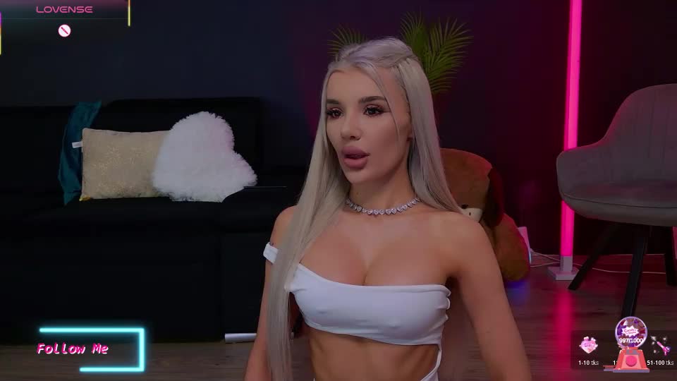 vanessavanne Live Sex July 14, 2026