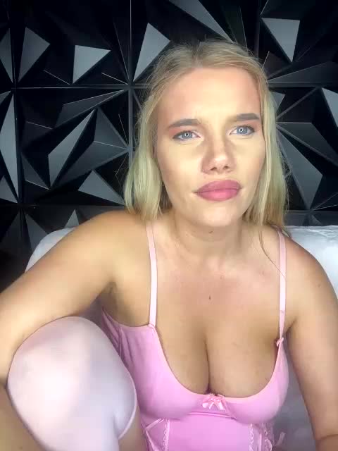 LYALYAtop Live Sex July 14, 2026