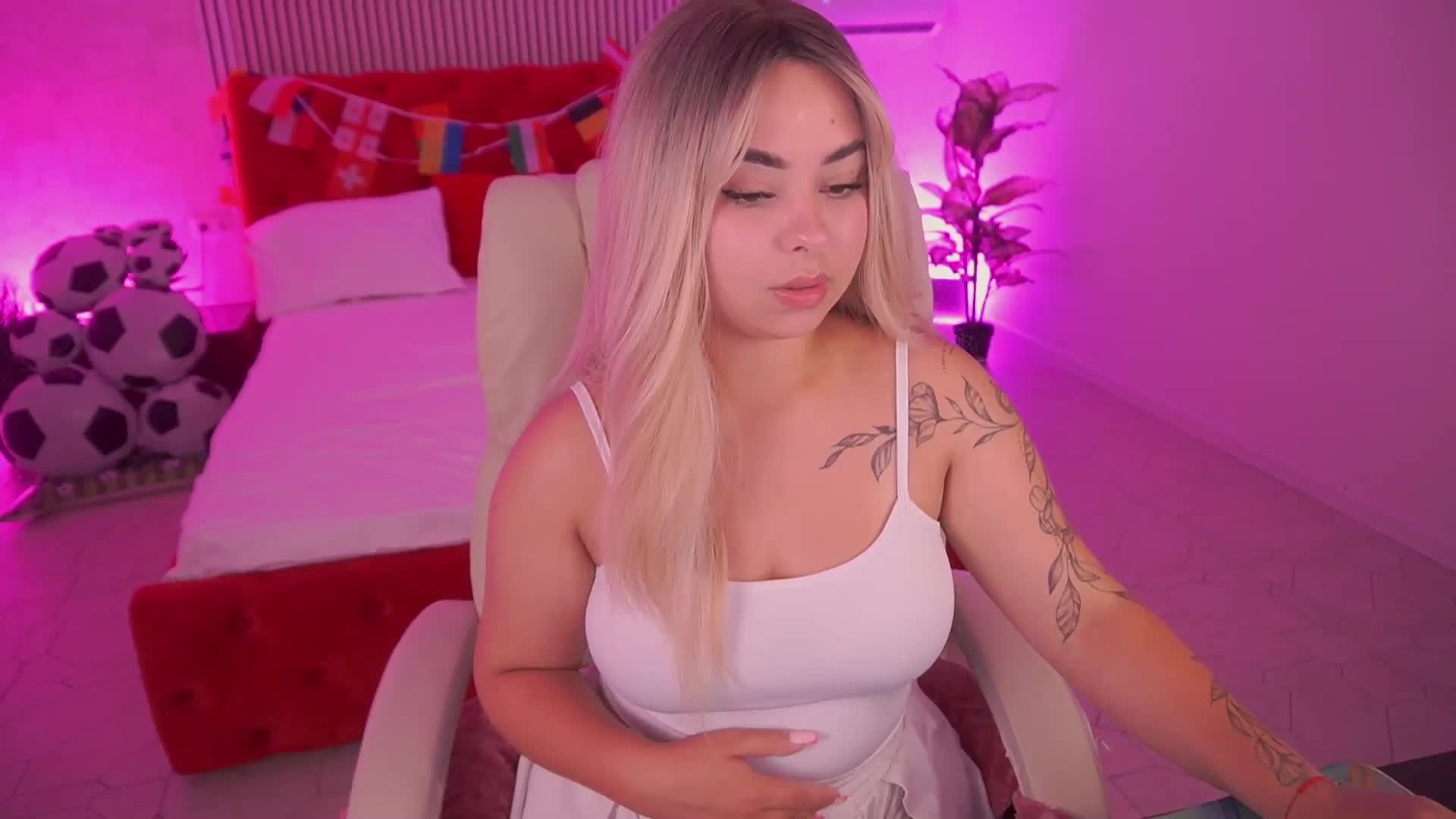SusieWood Live Sex July 14, 2026
