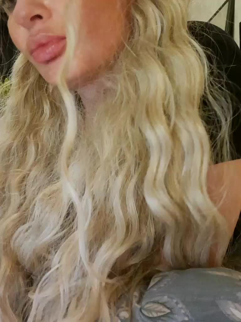 Sofaa Live Sex July 14, 2026